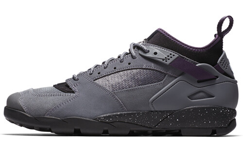

Уличные кроссовки Nike Air Revaderchi унисекс
