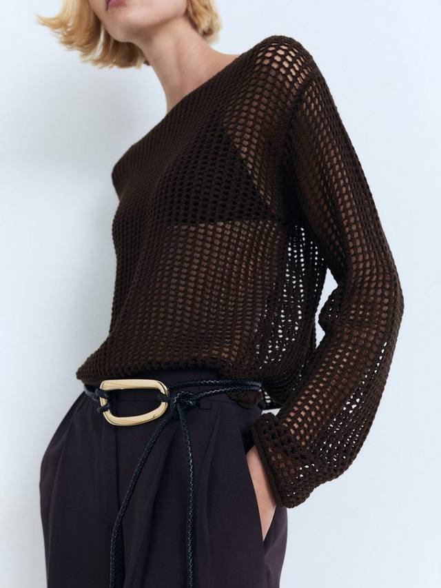 

Найроби джемпер с круглым вырезом и вязаным узором Mango, Dark Brown