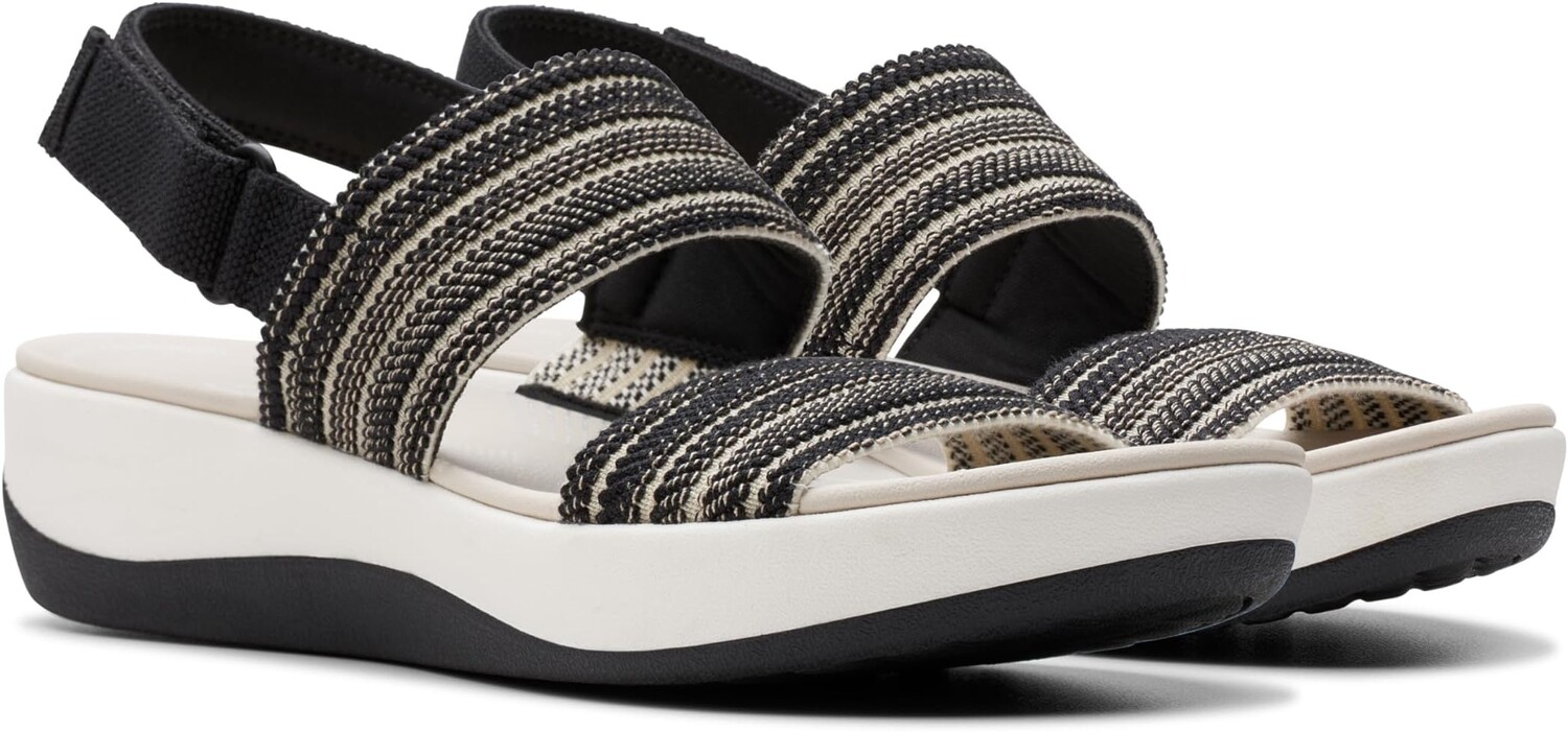 

Сандалии Clarks Arla Stroll, цвет Black Combi