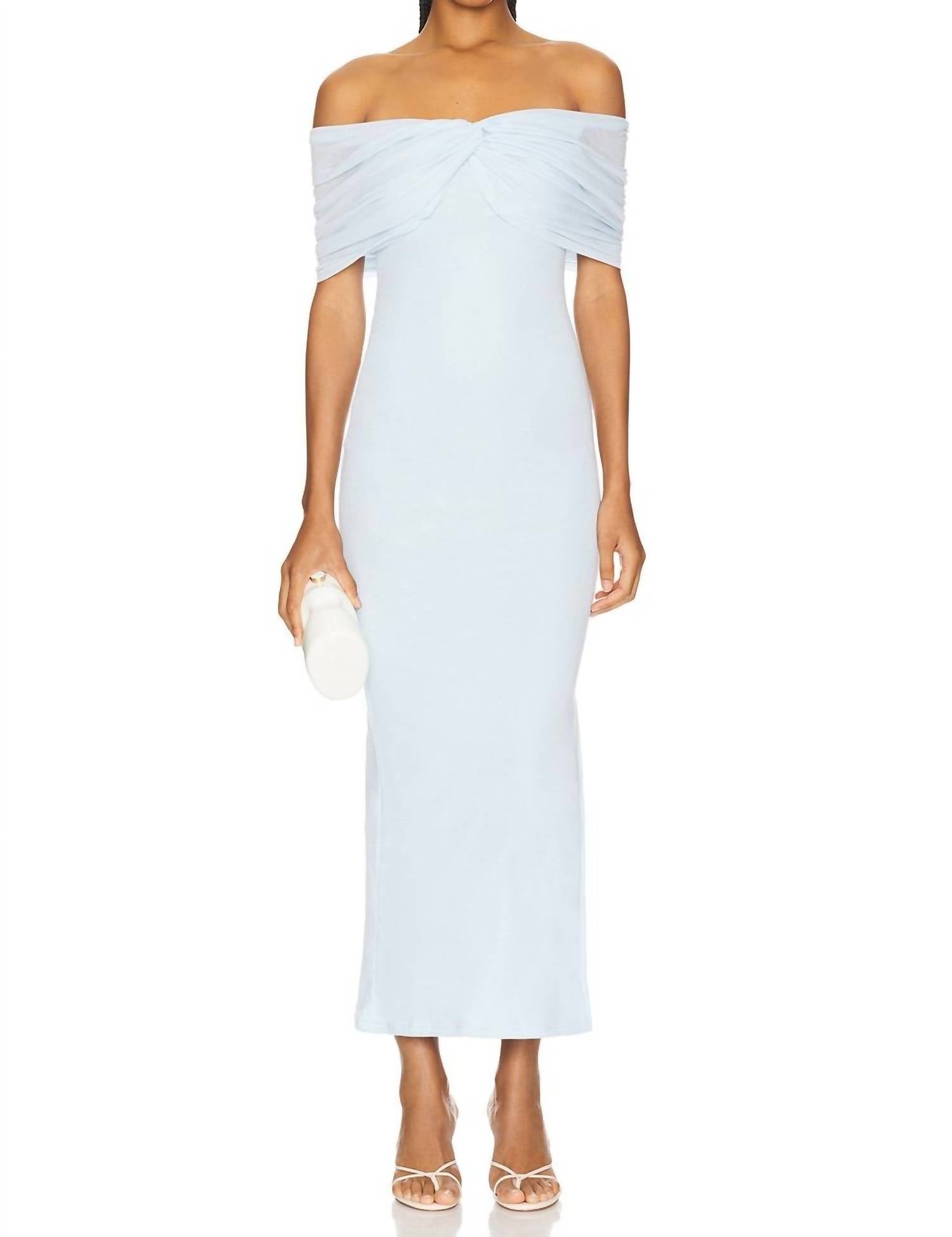 

Мадридское макси-платье в синем цвете SNDYS.