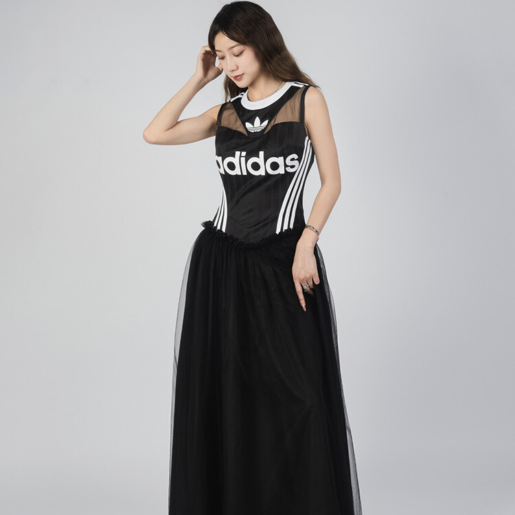 

Футболка женская черная Adidas Originals