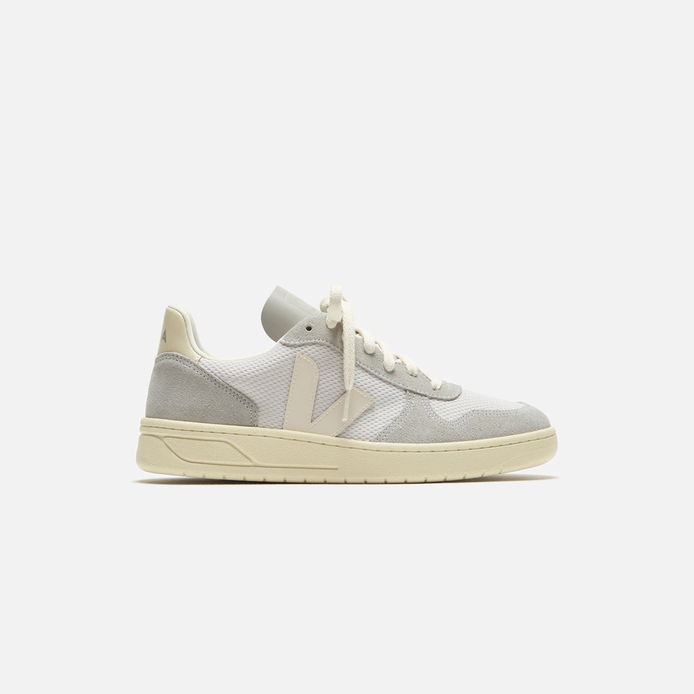 

Кроссовки Veja V-10, цвет Light Grey Pierre