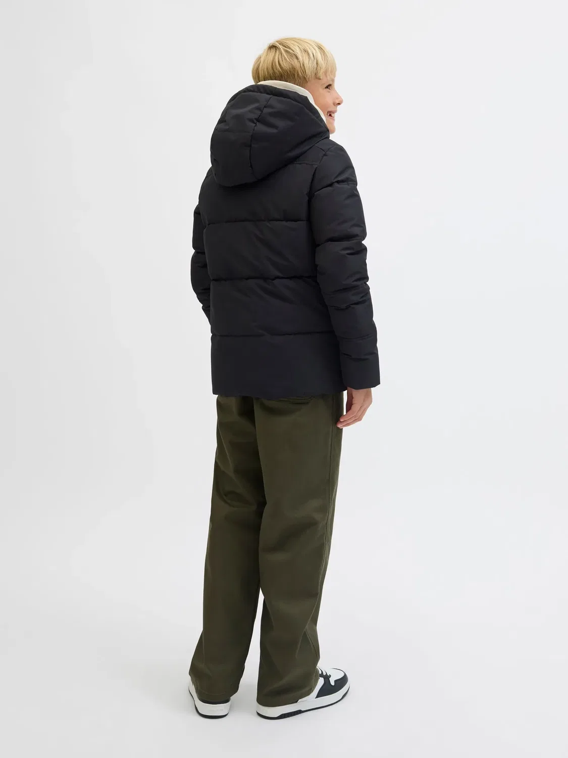 Стеганая куртка с капюшоном JACK & JONES Junior, черный — фото 3