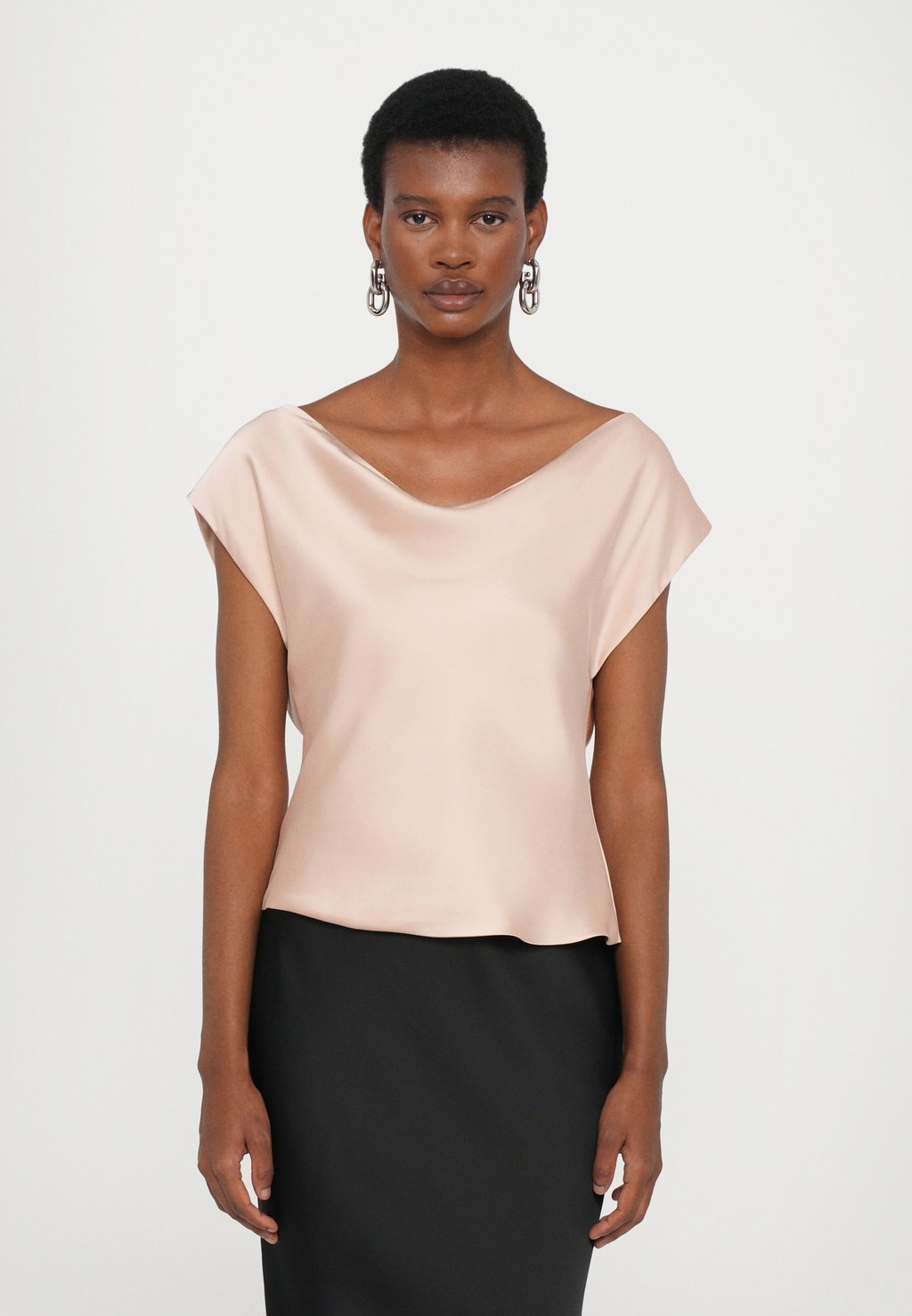 

Топ CAP SLEEVE MARIA Norma Kamali, цвет Baby