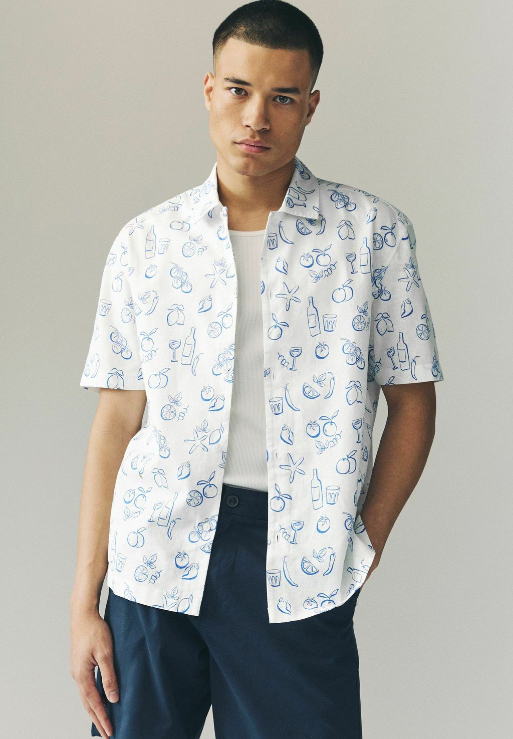 

Рубашка REGULAR FIT - LEMON PRINTED SHORT SLEEVE SHIRT Next, белый