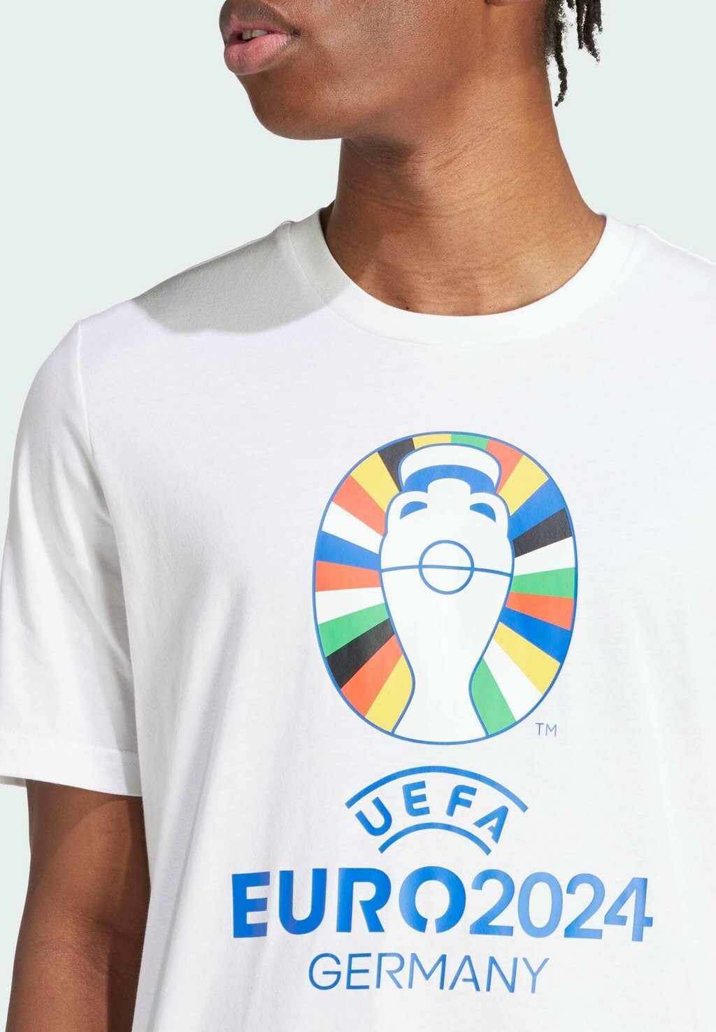 

Футболка с принтом Official Emblem adidas Performance, белая