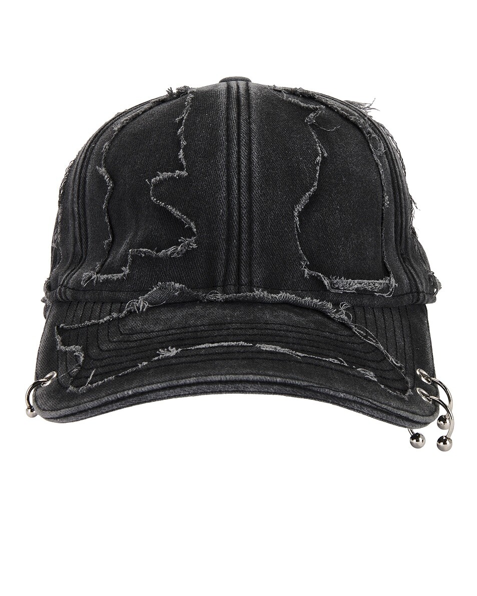 

Шапка мужская Fully Distressed Piercing Cap Vetements, черный