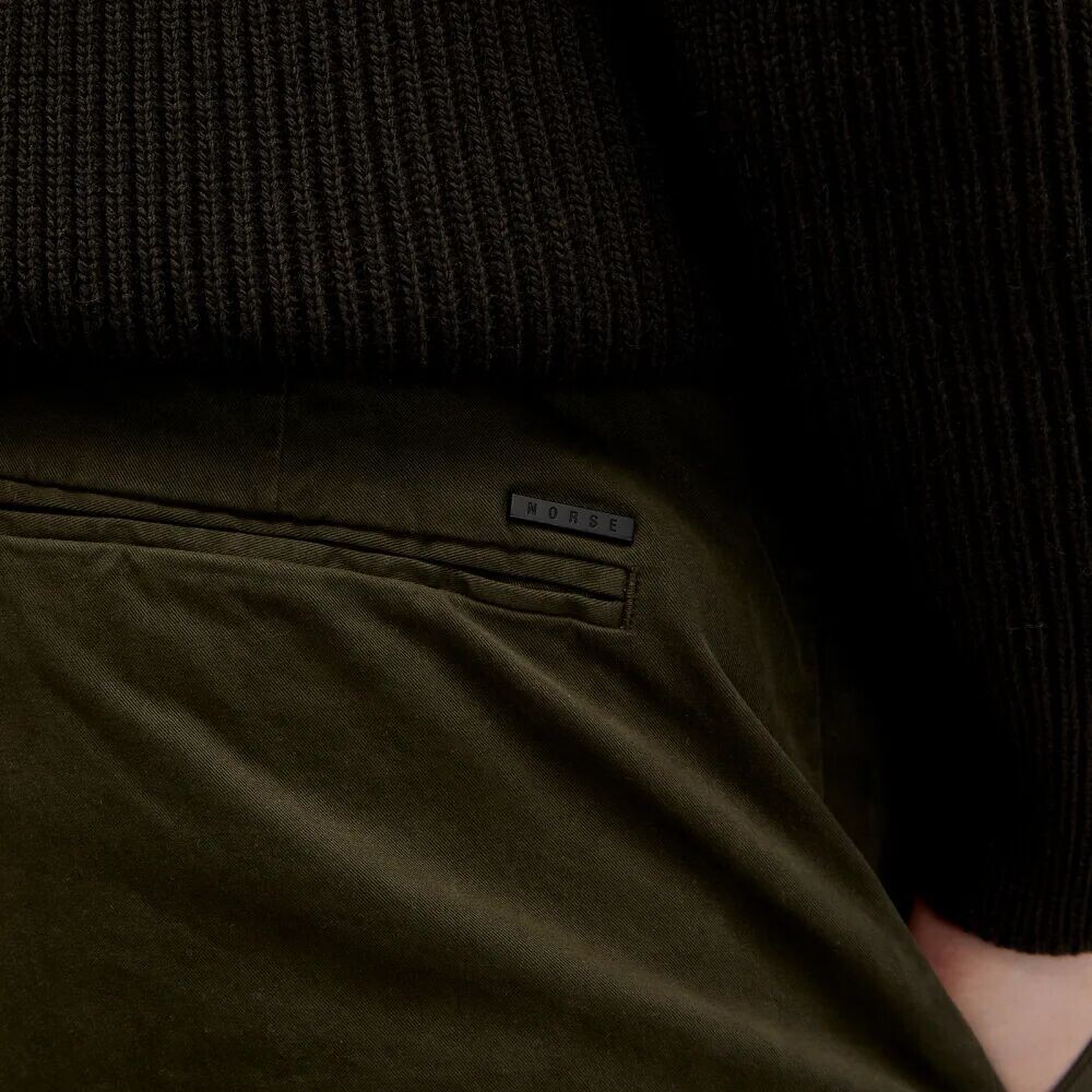 

Norse Projects Aros Обычные итальянские брюки из твила с начесом, зеленый