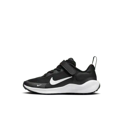 

Кроссовки Nike Revolution 7, цвет Black/White/White