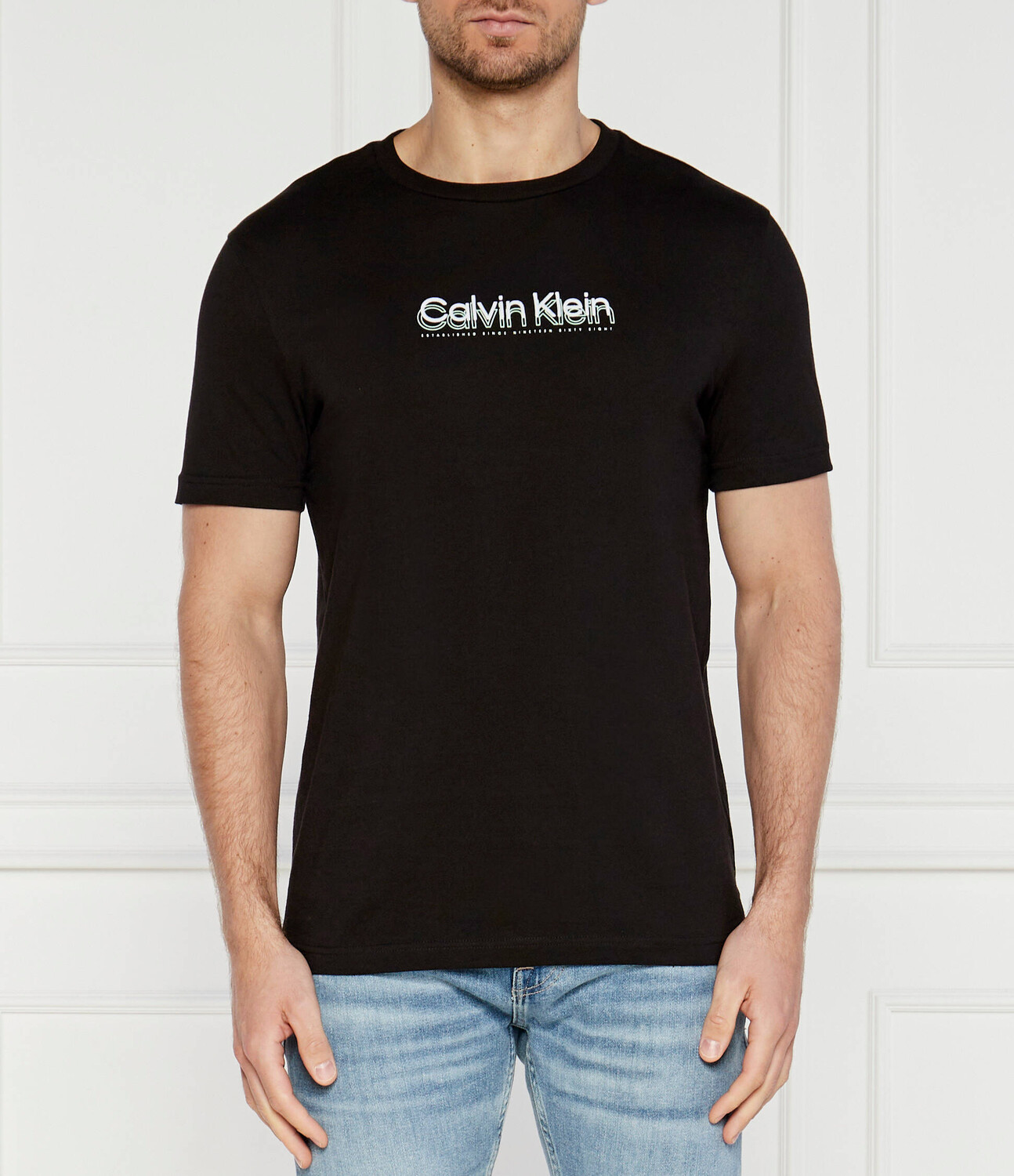 

Футболка Calvin Klein Regular Fit, черный