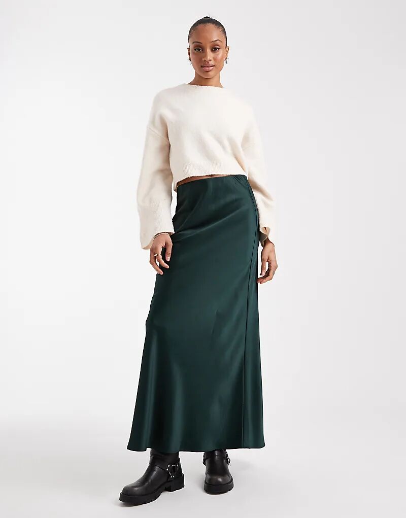 

Юбка миди Vero Moda Tall из атласа косой вязки изумрудно-зеленого цвета