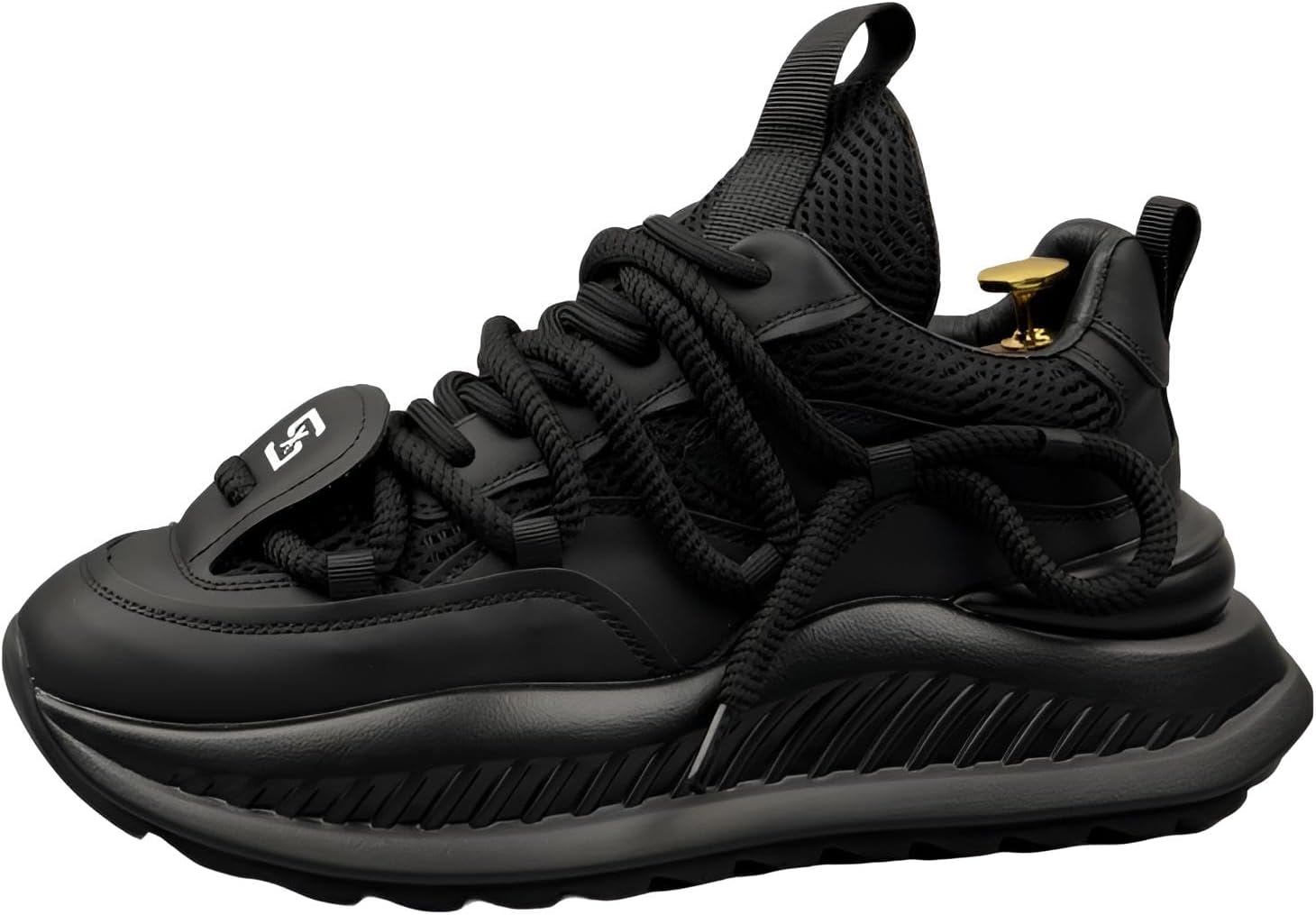 

Стильные спортивные кроссовки, белые, серые, черные с оранжевыми акцентами, верх из сетки, массивная волнообразная подошва, современный спортивный дизайн Generic