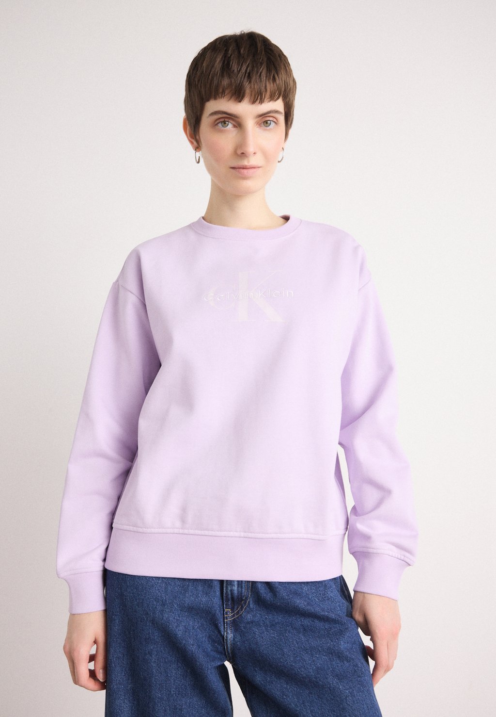 

Толстовка MONOLOGO Calvin Klein Jeans, сиреневый