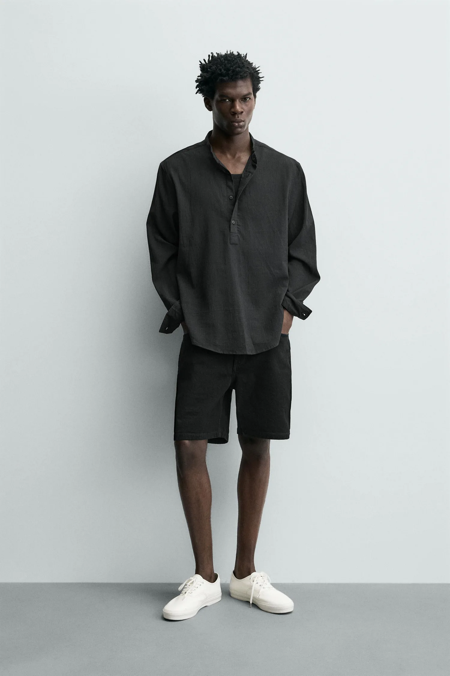 Рубашка с эффектом мятой ткани Zara, угольный