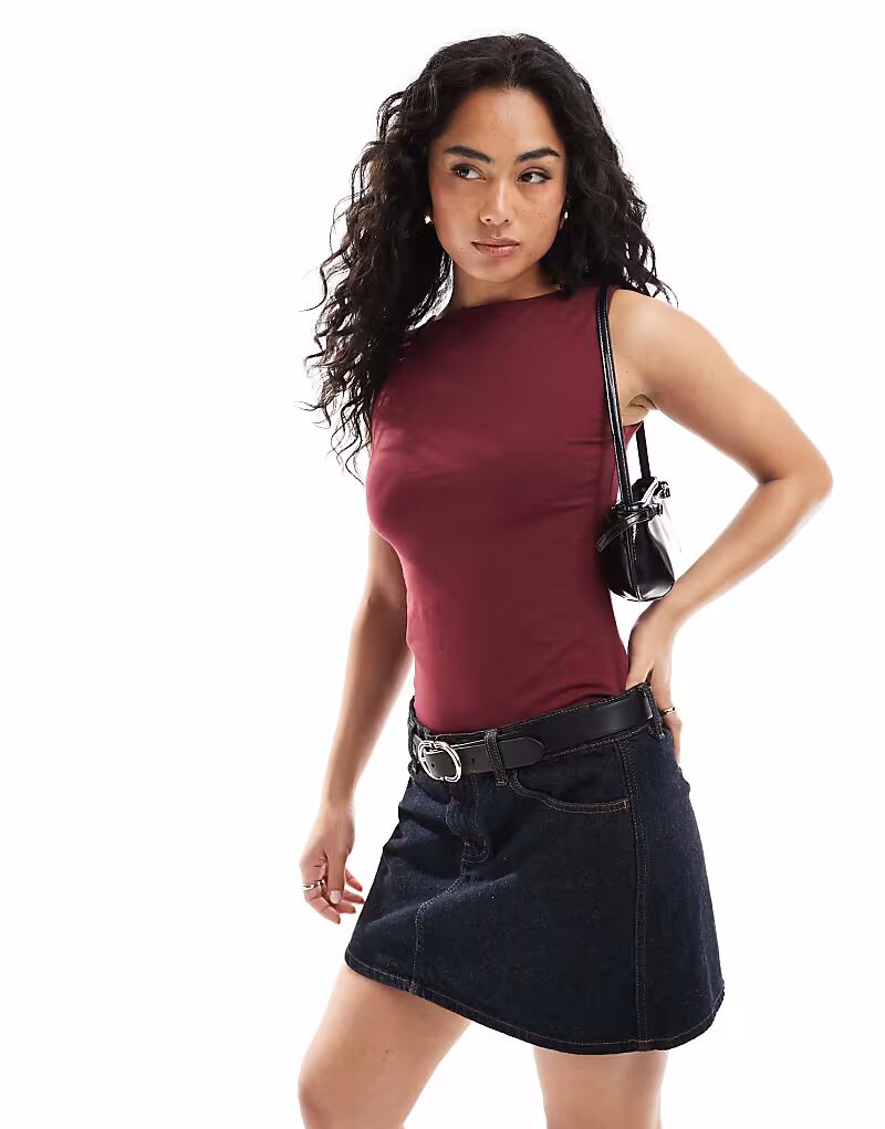 

Топ New Look с косой горловиной бордового цвета