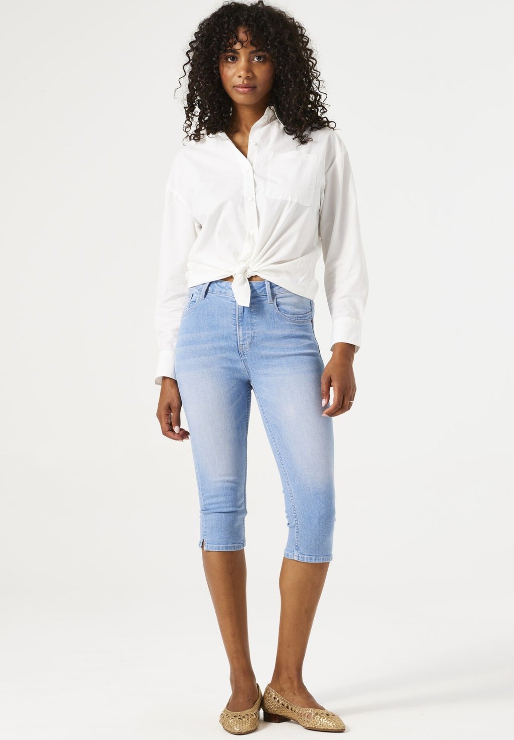 

Джинсовые шорты CELIA 281 SLIM CAPRI Garcia, синий