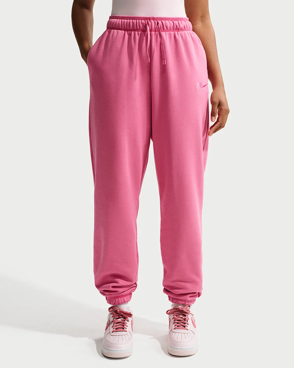 Женские свободные спортивные штаны Nike Sportswear Club Fleece со средней посадкой, Peony/Rush Pink — фото 2