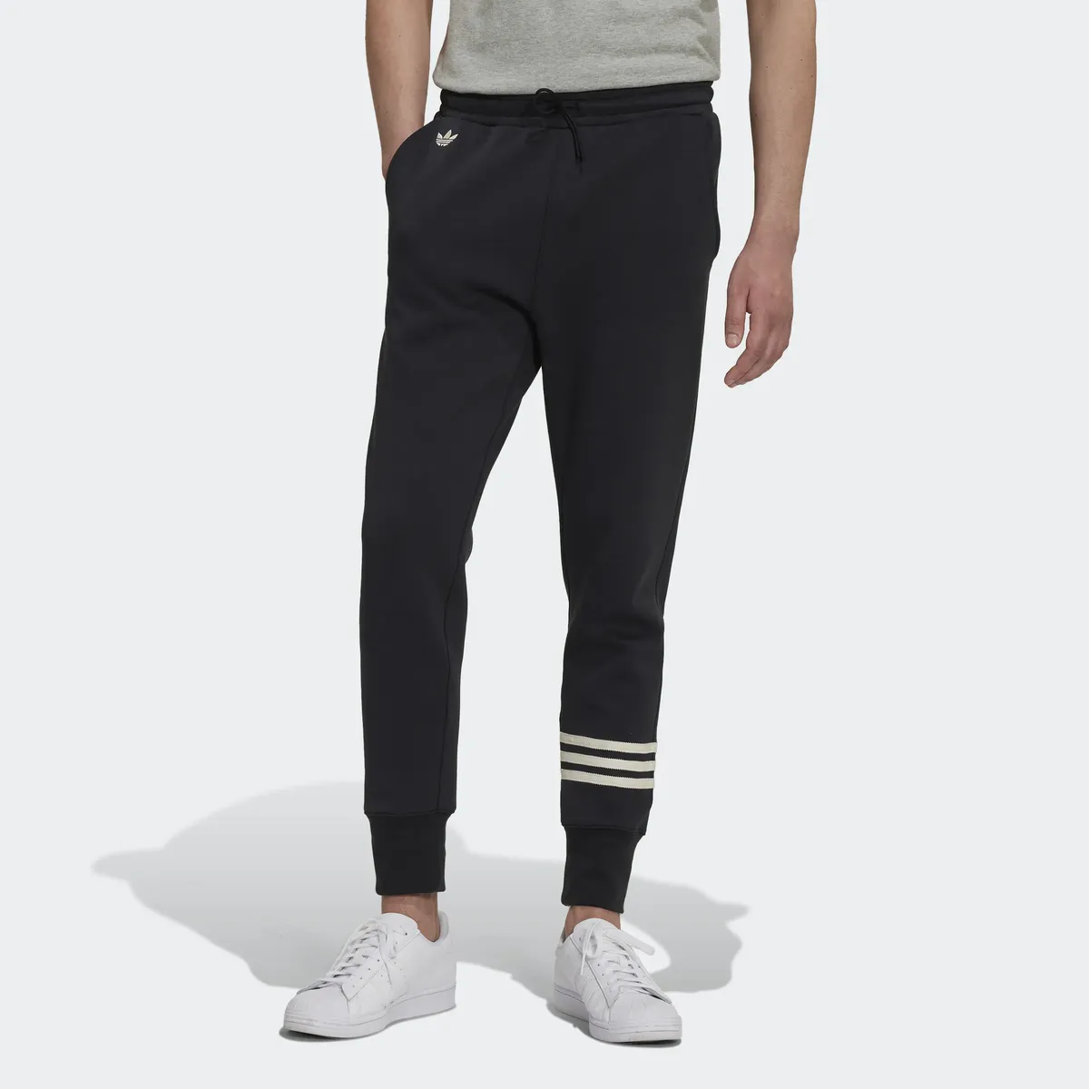 

Спортивные брюки Adidas Originals "ADICOLOR NEUCLASSICS" (1 шт.), черный