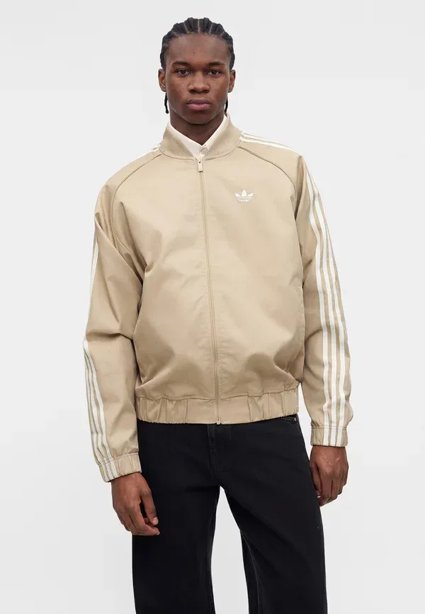 Куртка-бомбер Adidas Originals Sst tt, бежевый/белый — фото 4