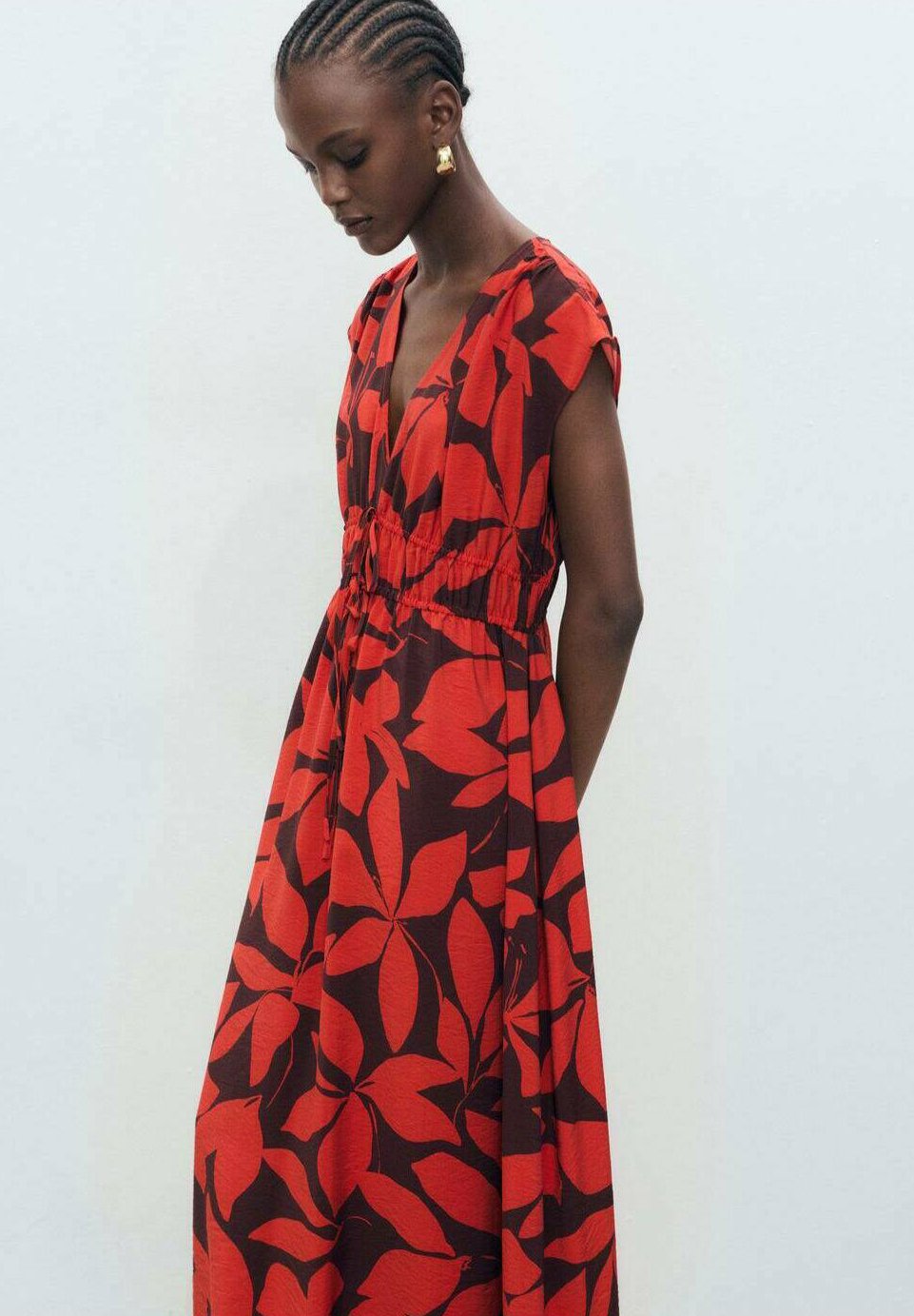 

Повседневное платье PRINTED Mango, красный