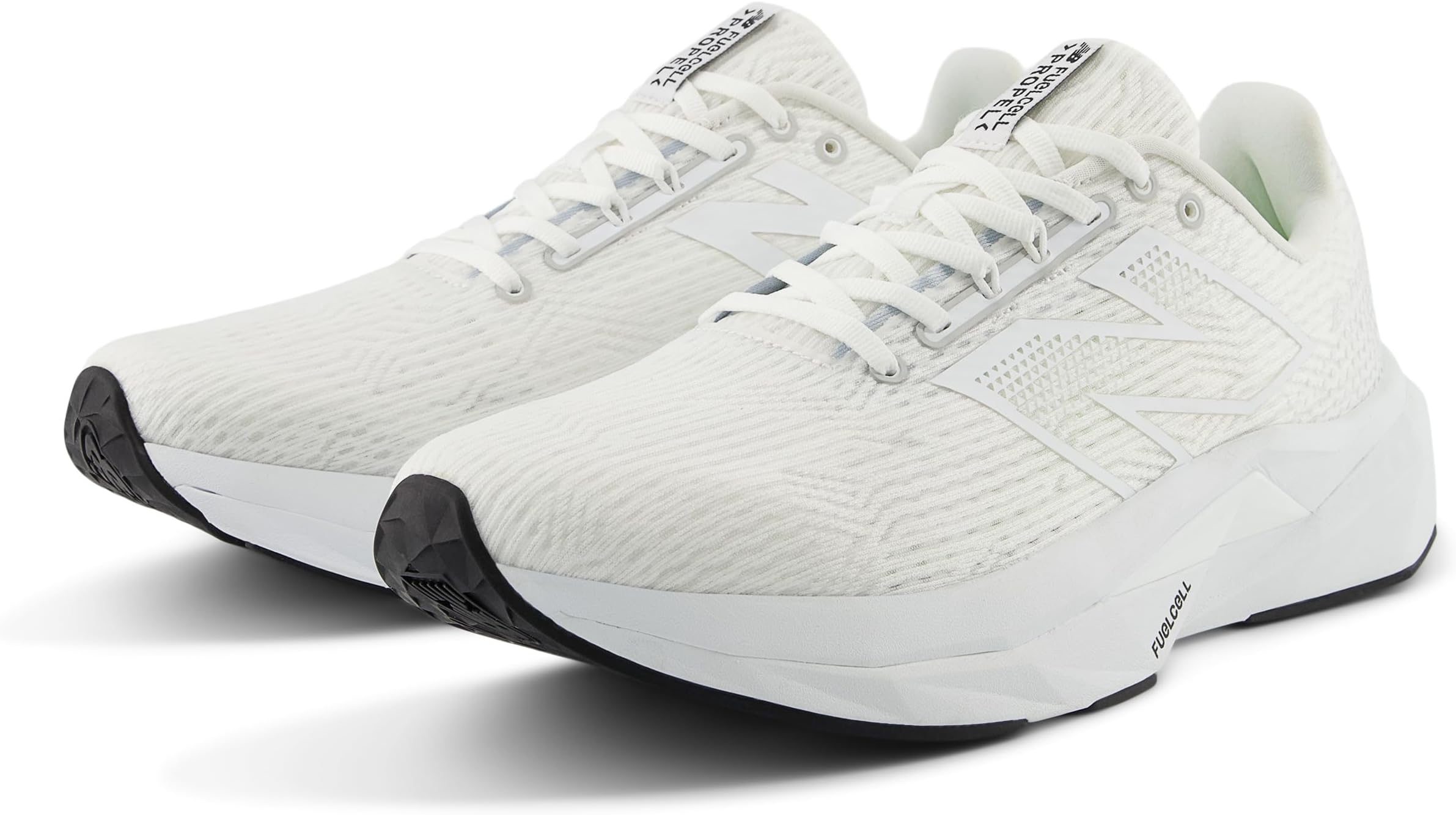

Кроссовки New Balance FuelCell Propel v5, White/WhiteSee Less