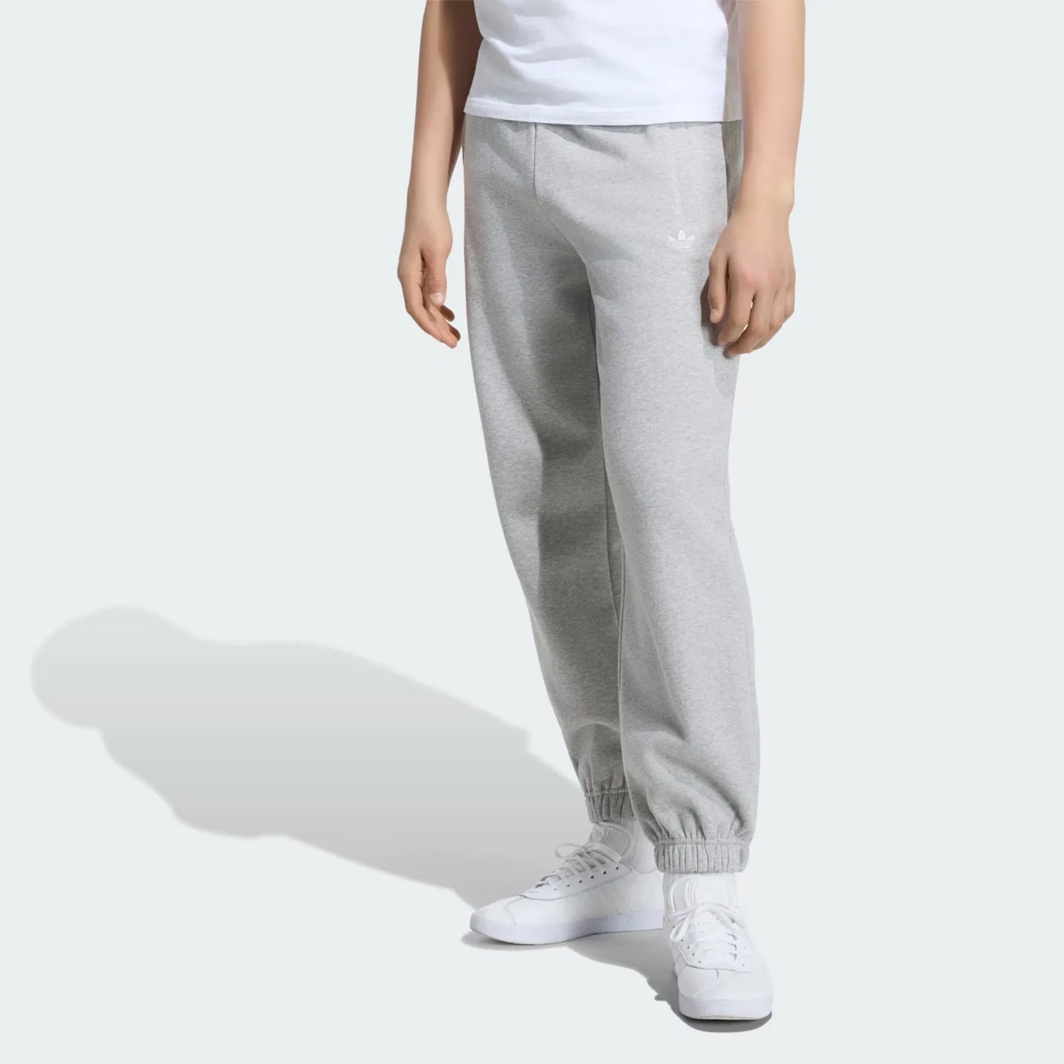 Брюки Adidas Originals свободного кроя Trefoil светло-серого цвета — фото 2