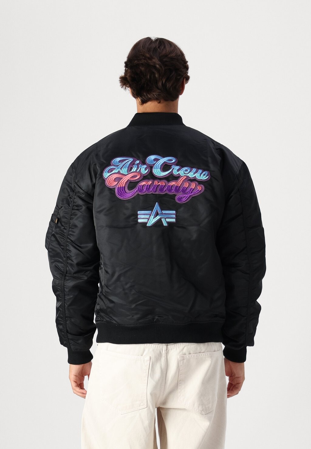 

Куртка-бомбер Alpha Industries, черный