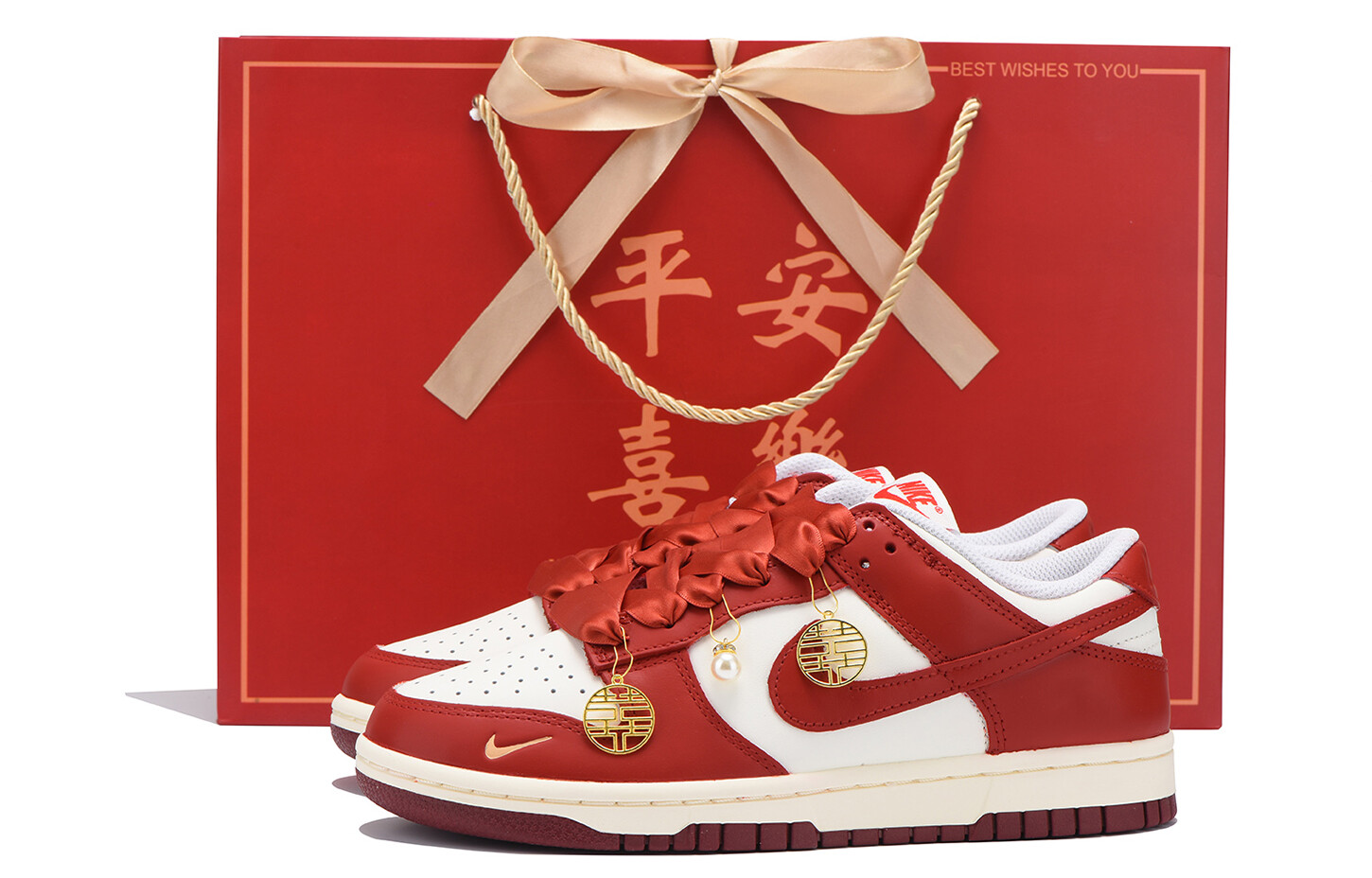 

Кроссовки для скейтбординга Dunk женские с низким верхом True Red Nike, красный