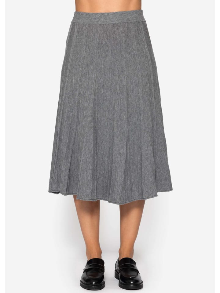 

Плиссированная трикотажная юбка миди серого цвета SASSYCLASSY
