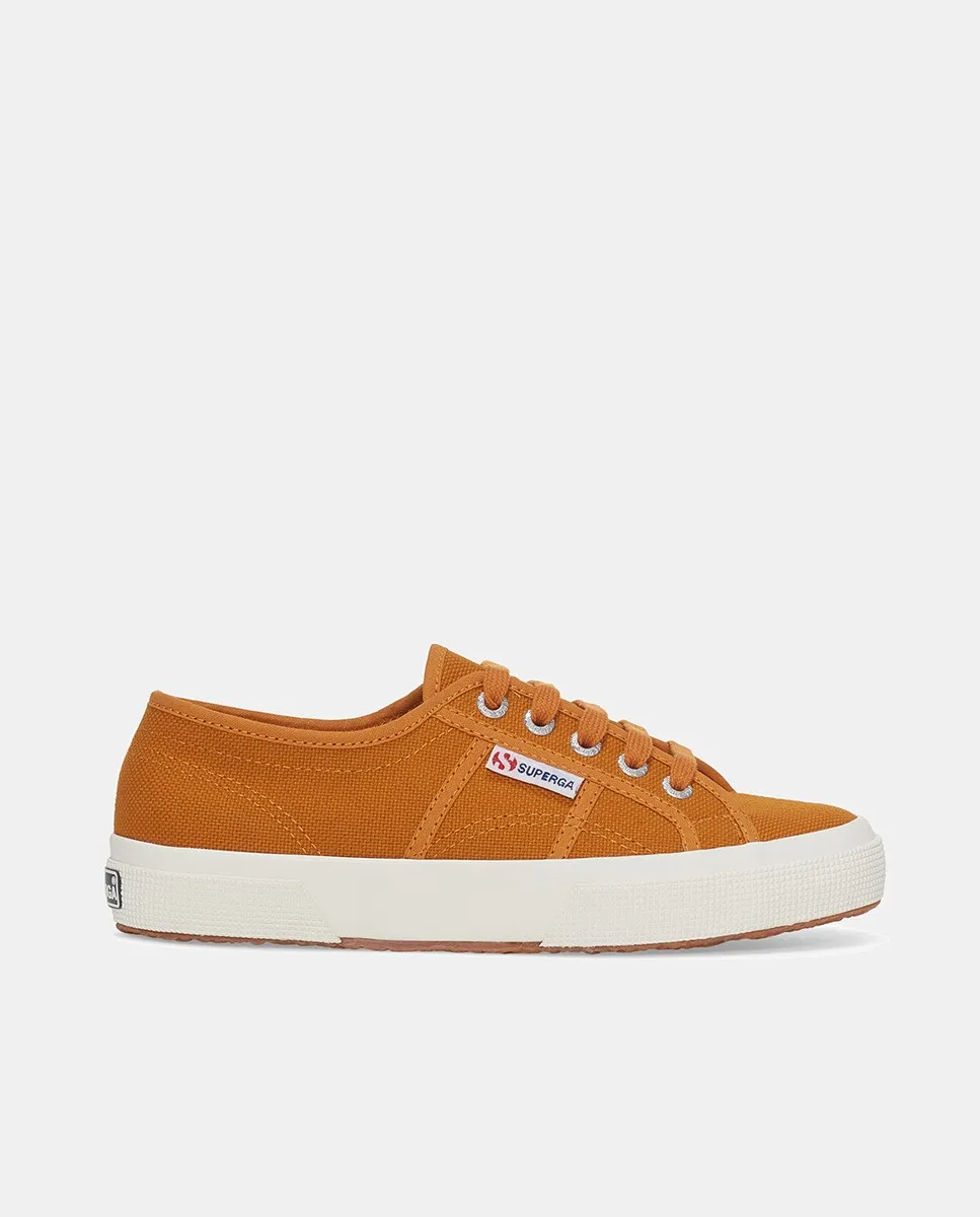 

Женские кеды из парусины на шнуровке Superga, желтый