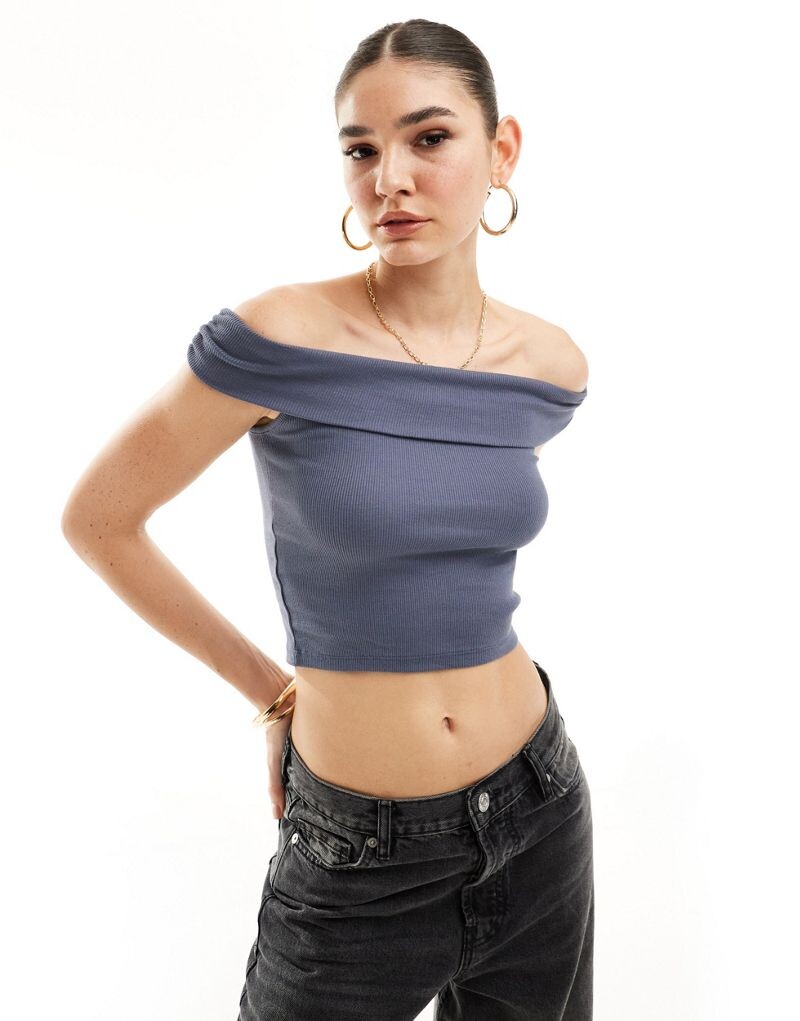 

Pull&Bear – темно-синий топ с вырезом бардо