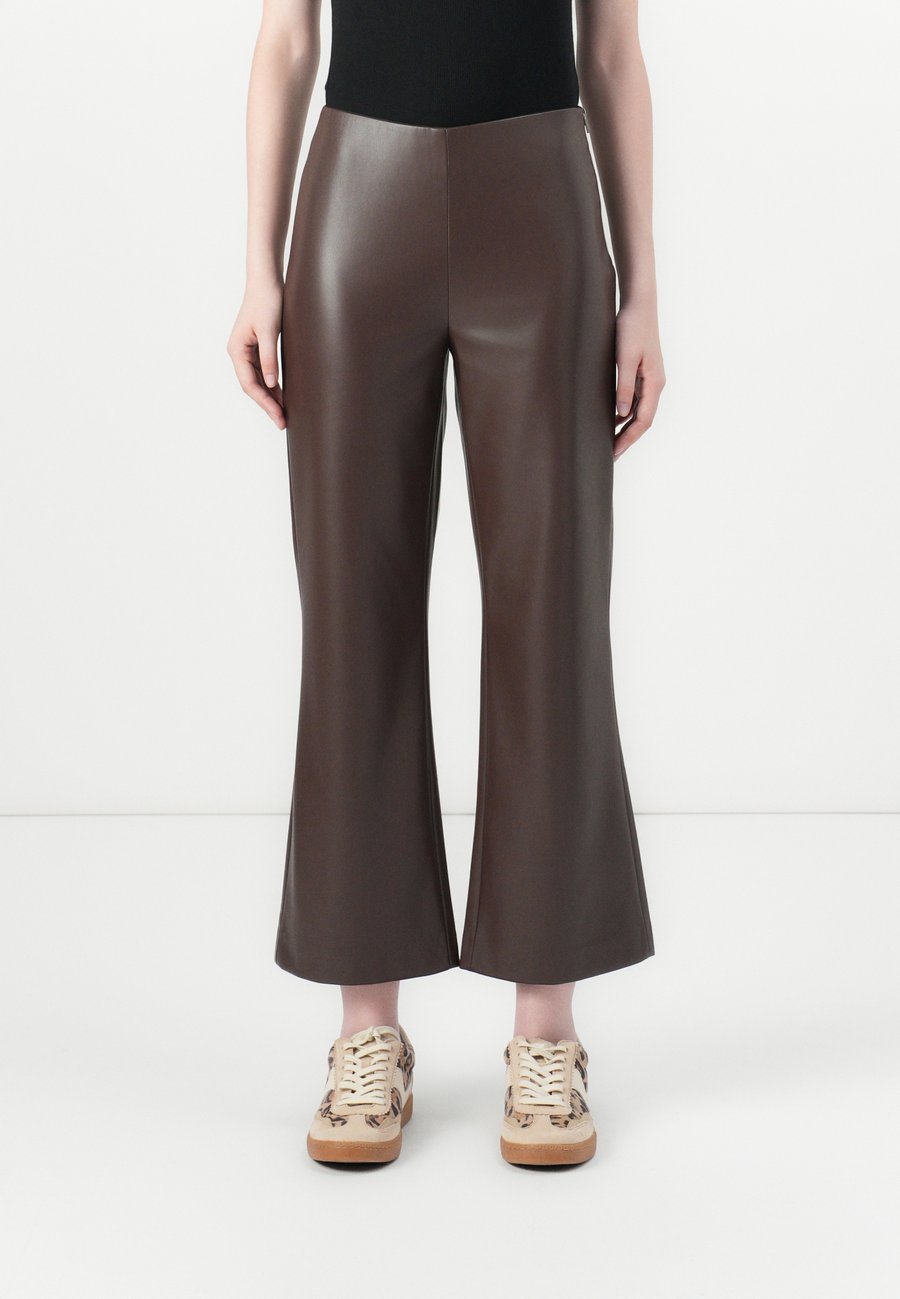 

Брюки ONLY ONLSMOOTH LEA KICK FLARE, Seal Brown/Brown