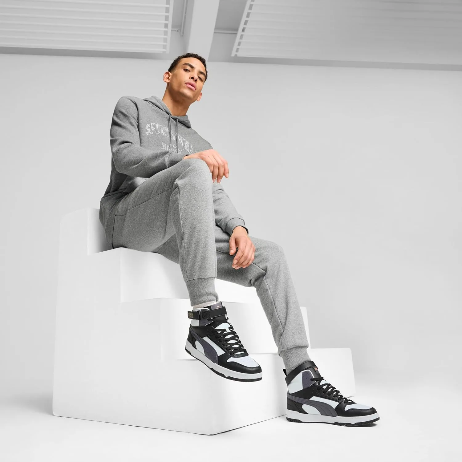 Кроссовки PUMA Unisex RBD Game Trainers, белый/черный — фото 4