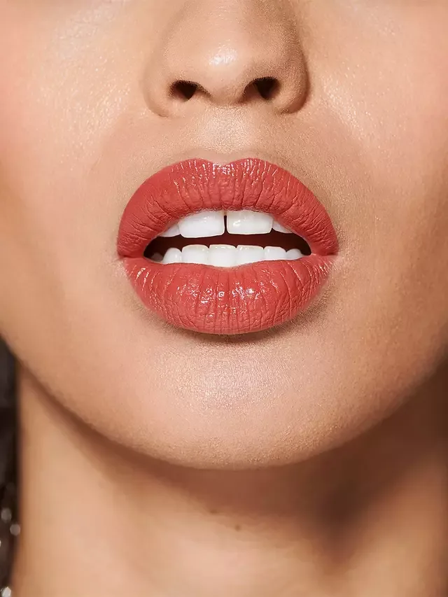Жидкая глянцевая помада Lip Bond Glossy Longwear Liquid Lipstick Urban Decay, Pda — фото 2