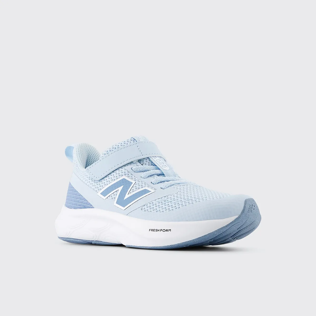 Детские кроссовки для бега Fresh Foam 625 Bungee с верхним ремешком New Balance, пастельно-голубой — фото 2