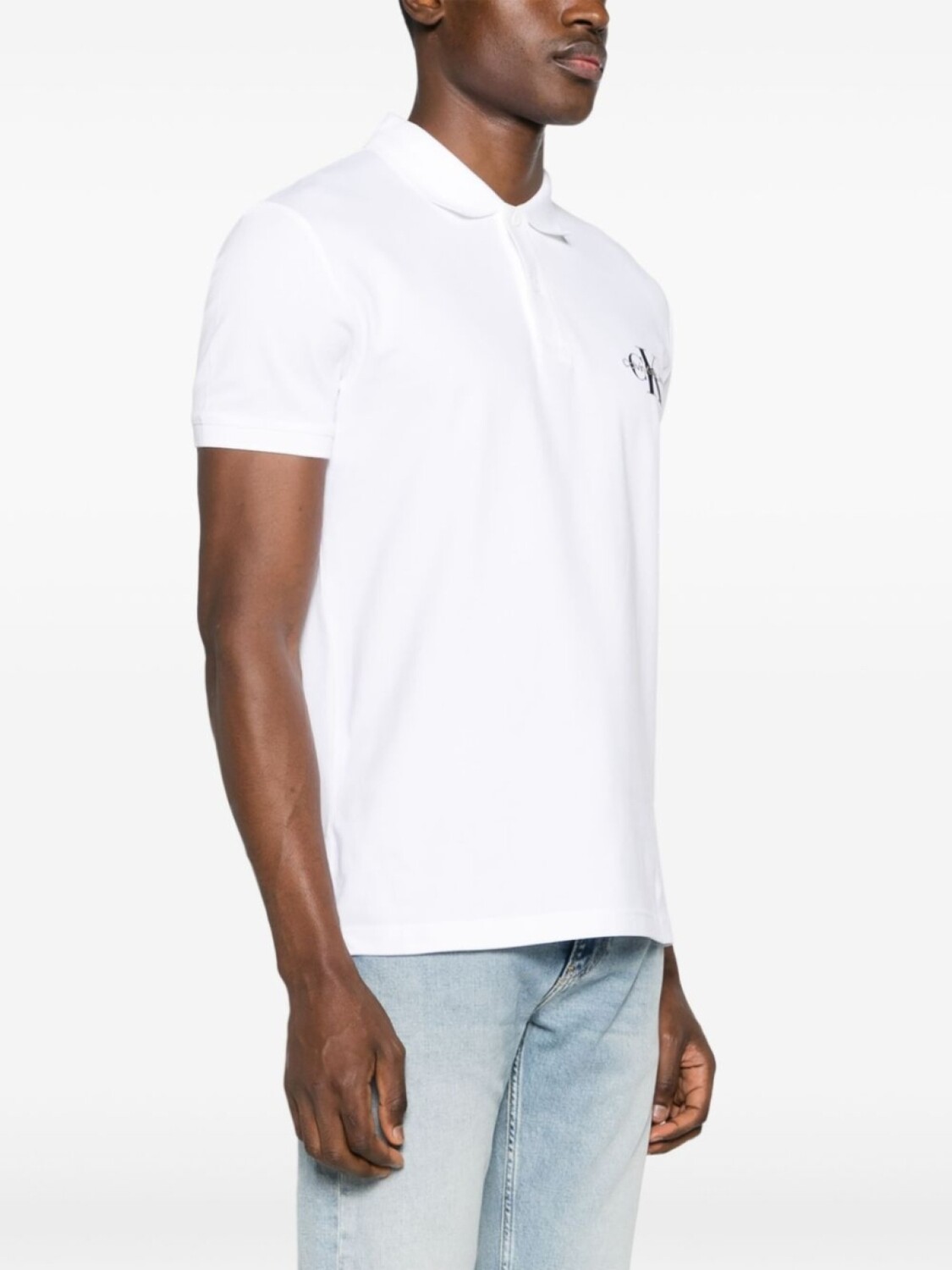 Calvin Klein Jeans рубашка-поло из пике с вышитым логотипом, белый — фото 3