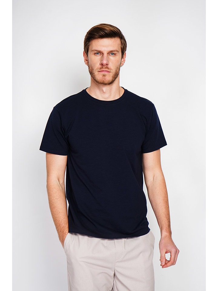 

Рубашка темно-синего цвета Secret du Lin