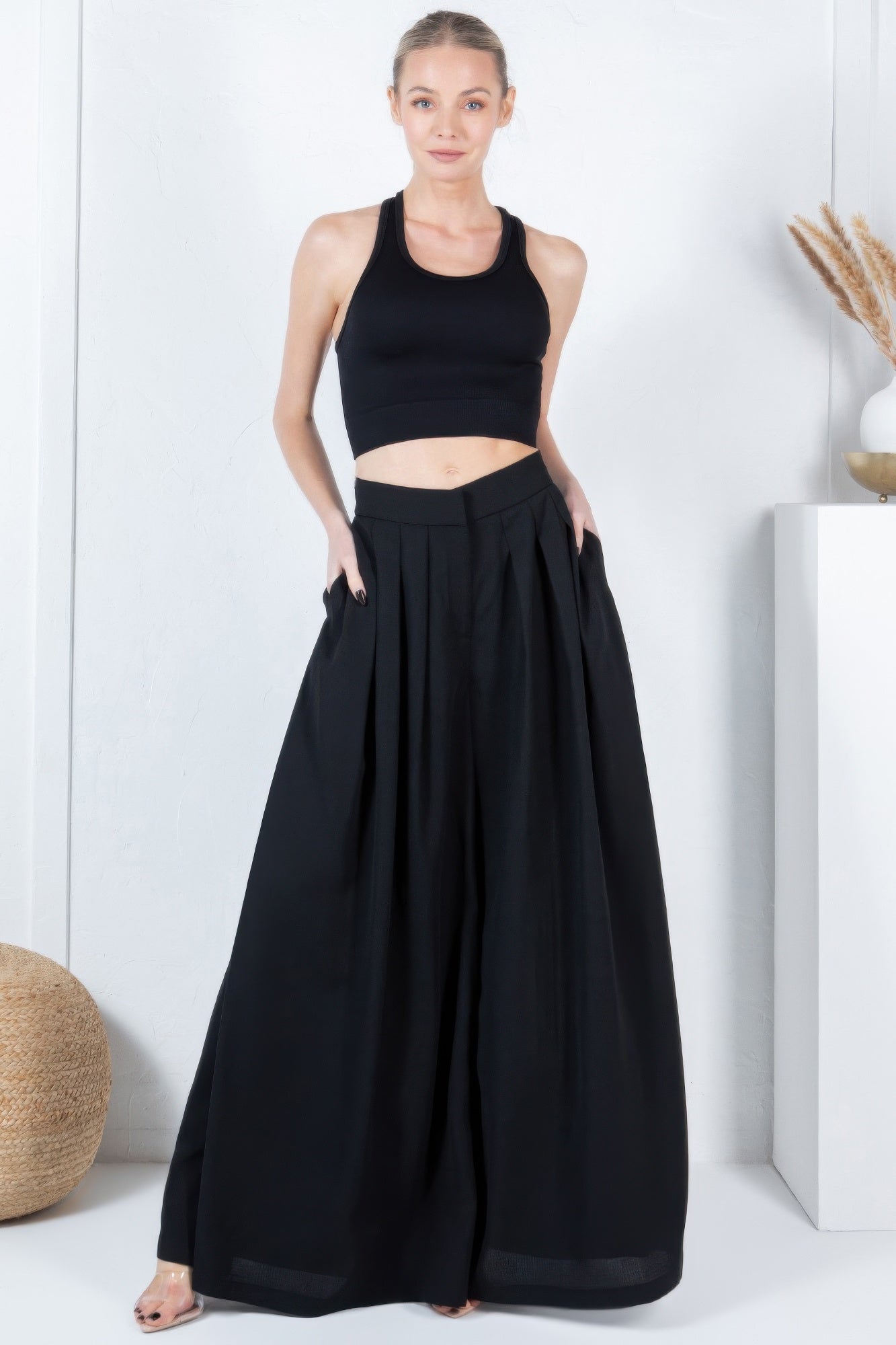 

FASHNZFAB Женские брюки с широкими штанинами и складками, однотонные, черный
