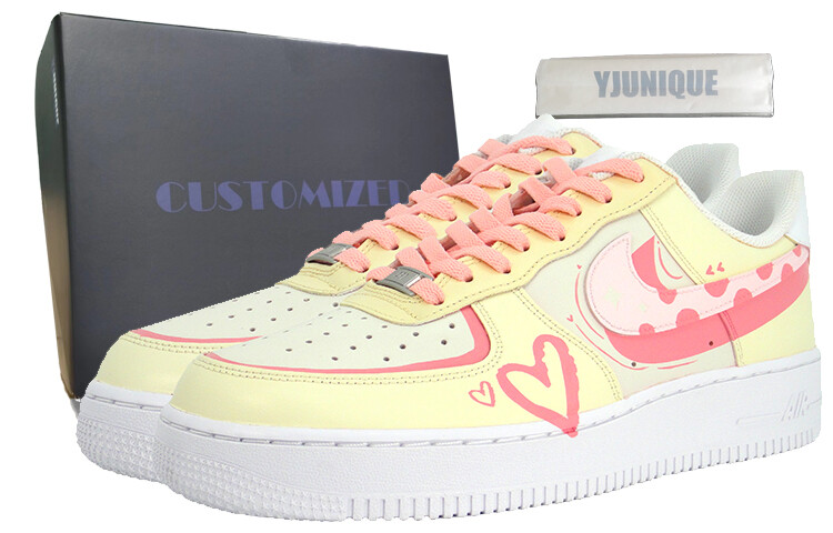 

Женские кроссовки для скейтбординга Nike Air Force 1, Yellow