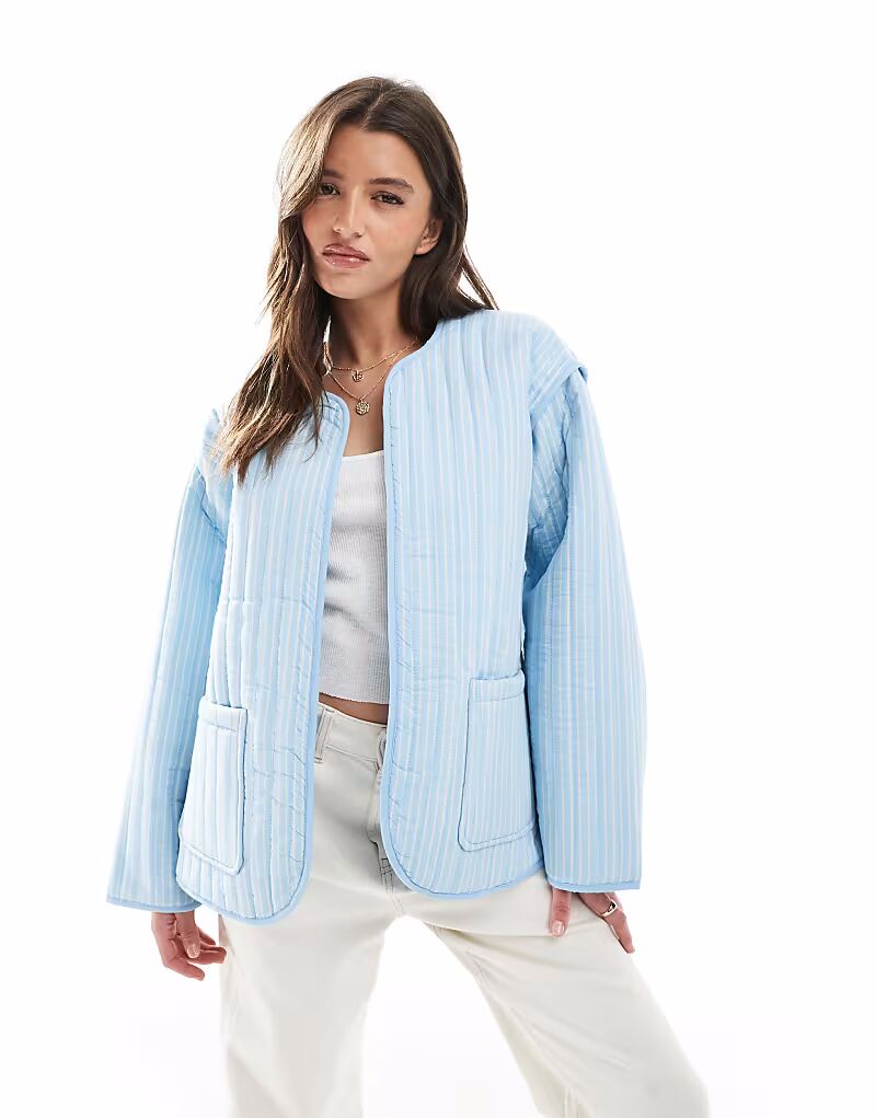 

Стеганая куртка в полоску от ASOS DESIGN синего цвета