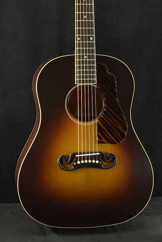 

Акустическая гитара Gibson Custom Shop 1939 J-55 Faded Vintage Sunburst