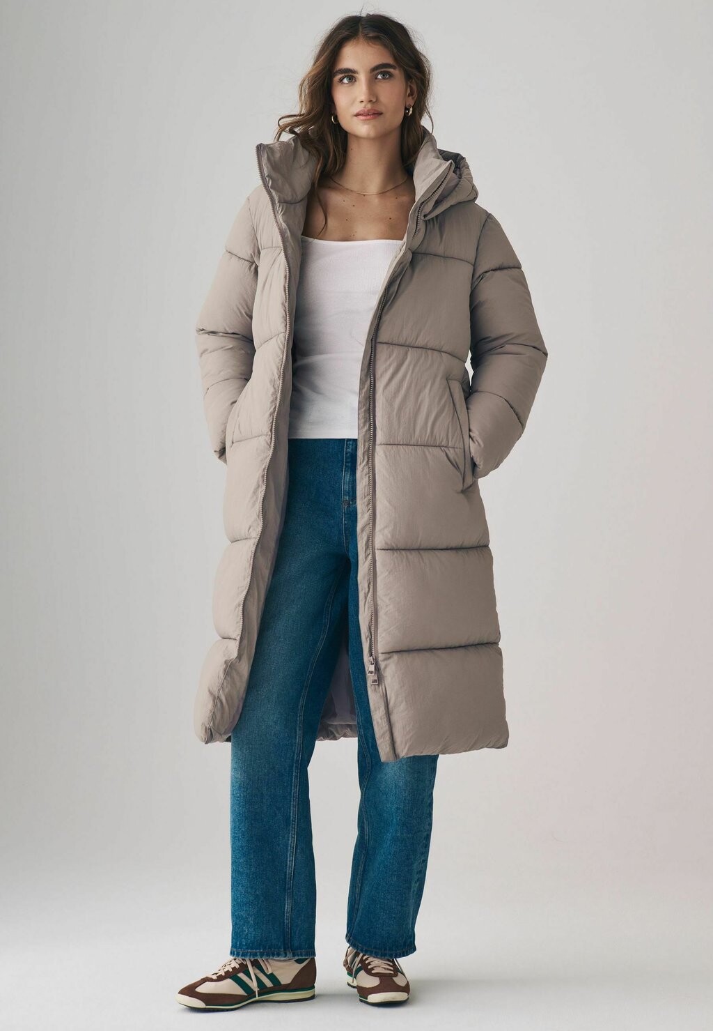 

Зимнее пальто HOODED LONGLINE PADDED REGULAR FIT THE SET, бежевый