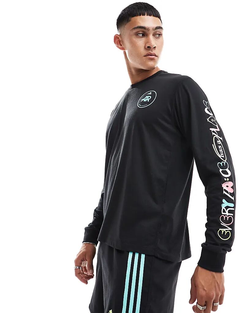 

Футболка с длинными рукавами adidas Running Own The Run с графикой черного цвета adidas performance
