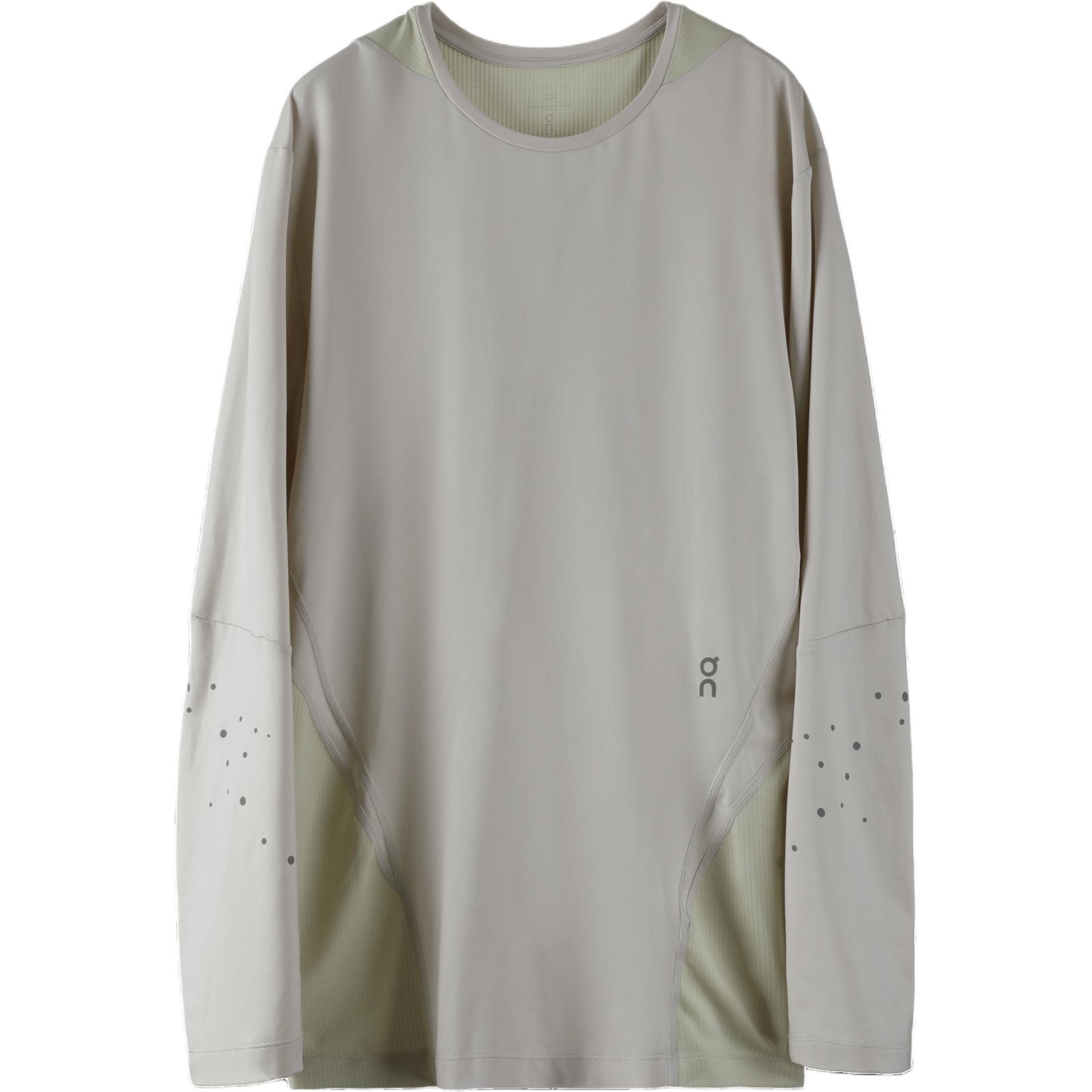 

On Футболка PAF POST ARCHIVE FACTI мужская серый белый/серый зеленый