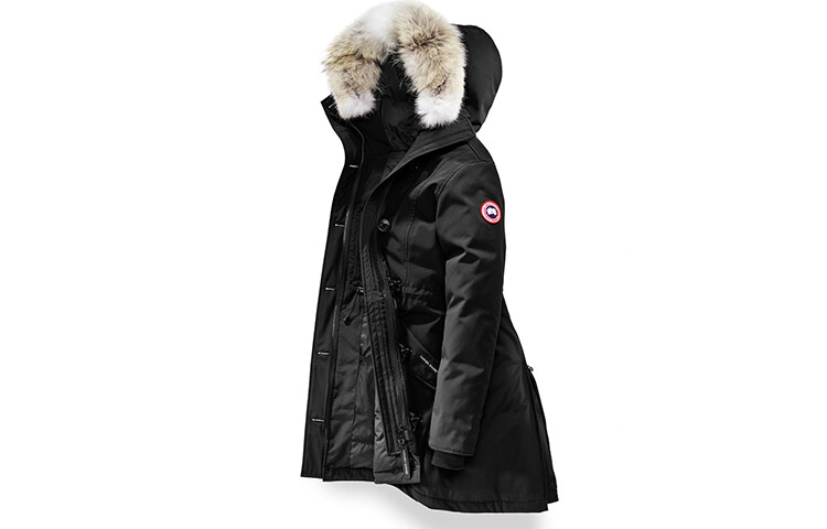 

Женский пуховик Canada Goose, черный