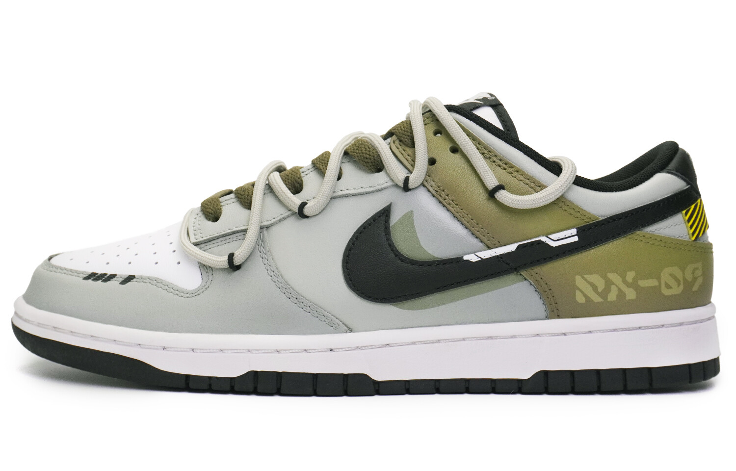 

Кроссовки Nike Dunk Skateboarding Shoes Women's Low-top Grey/Green/Black, серый