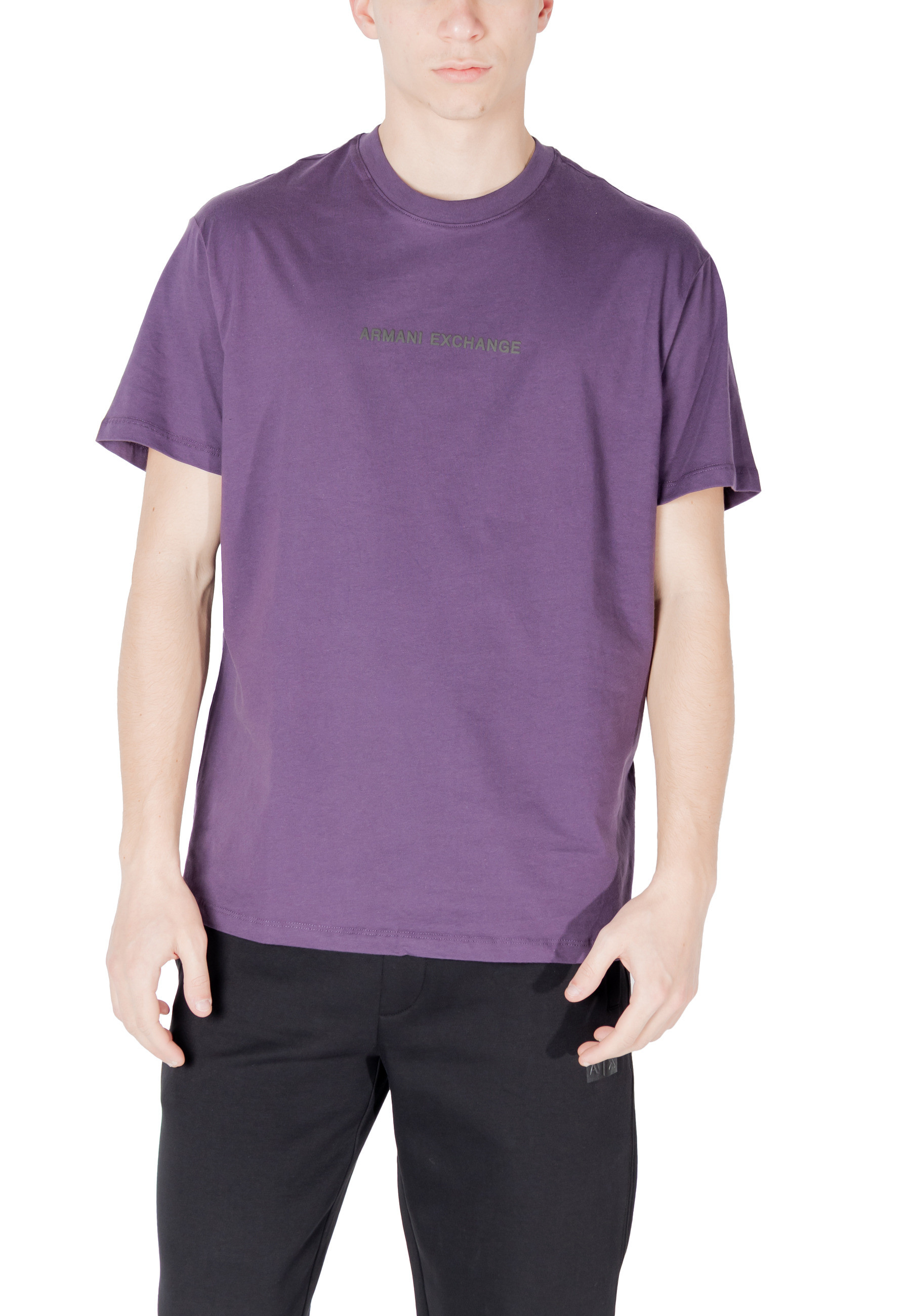 

Футболки Armani Exchange, фиолетовый