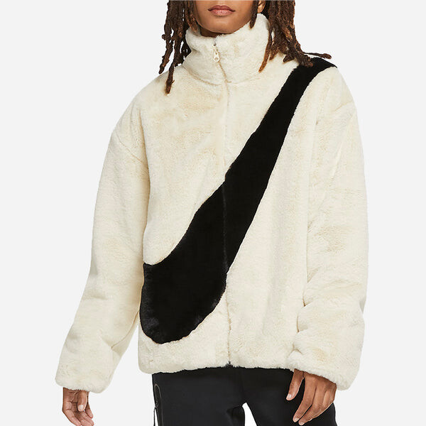 Куртка Nike Sportswear Swoosh Large Logo Stay Warm Lamb's, бежевый — фото 3