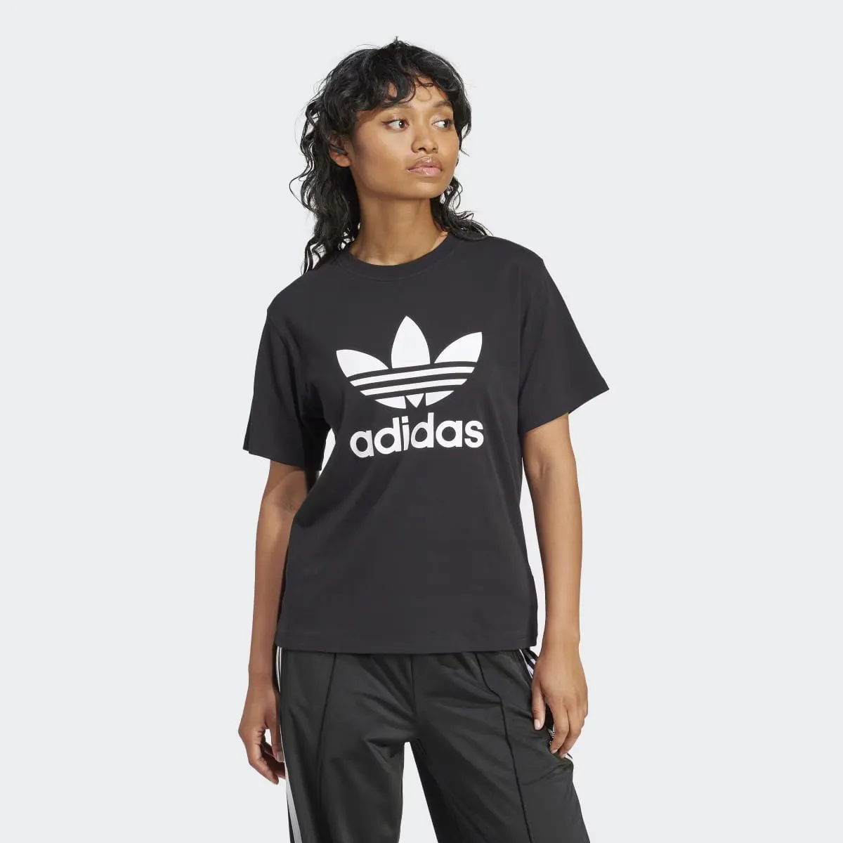 

Женская футболка с трилистником Adidas Originals, черный