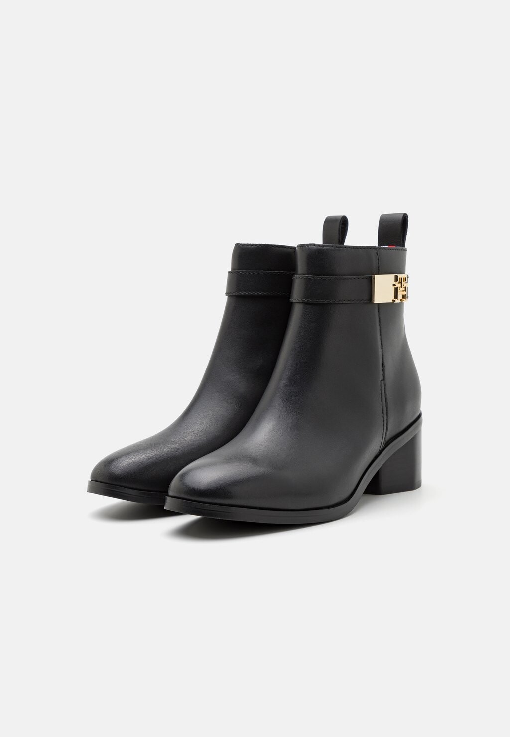 

Ботильоны LOGO MID HEEL BOOTIE Tommy Hilfiger, черный